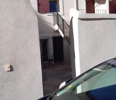 Eyguieres Apartment | Le gîte d'églantine