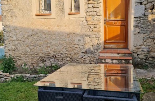 Forcalquier Apartment | Le gîte de La Badassière