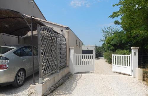 Eyragues House | le gîte Lou Jas