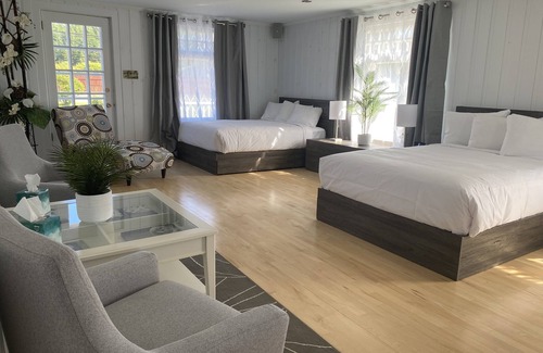 Sainte-Flavie Hotel | Le Gaspésiana