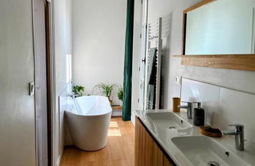 Autun Apartment | Le Ginkgo