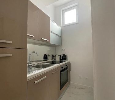 Old Town Apartment | Le Golden - Charme et confort en plein cœur de Troyes - Parking privé