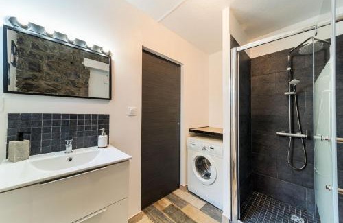 Saint-Denis Apartment | Le Grand Colibri