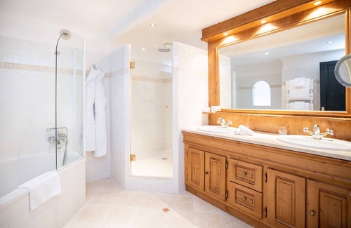 Courchevel Hotel | Le Grand Hotel Courchevel 1850