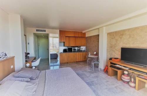 Cannes City Centre Apartment | Le Grand Hotel