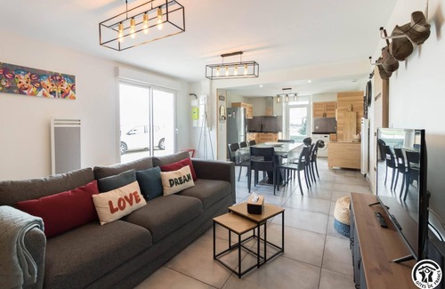 Merville House | Le Grand Limouzin - Merville