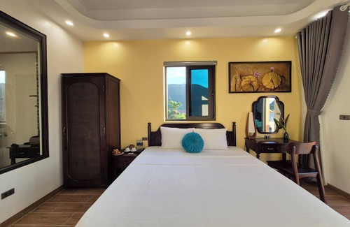 Hoa Lu Hotel | Le Grande TamCoc Retreat