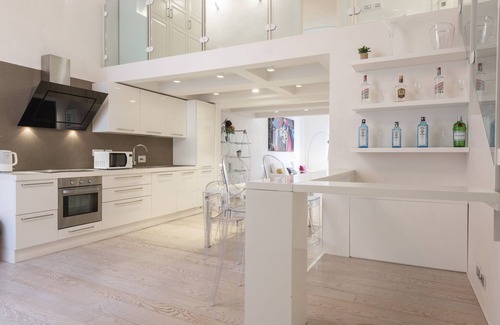 San Niccolo Apartment | Le Grazie Luxury Apartment by Mmega