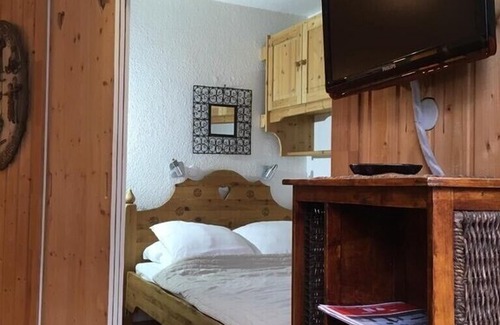 Chamonix City Centre Apartment | le grepon in Chamonix-Mont-Blanc