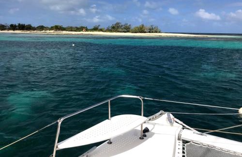 South Province Apartment | Le Guepard - Catamaran amarré