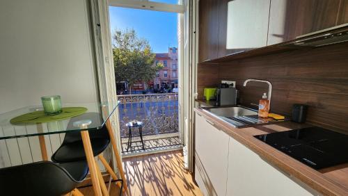 Saint - Michel Apartment | Le Jardin d'Éden Premium - équipé, balcon, hypercentre