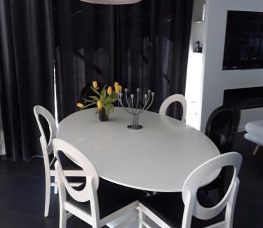 Yssingeaux Bed & Breakfast | le jardin de joce