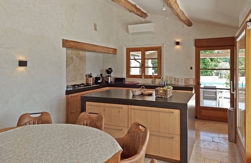 Lorgues Villa | Le Jardin des Enfants, air-conditioned, perfect for kids and pets, Lorgues