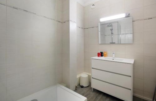 Saint-Georges Apartment | Le jaune Place Saint Georges 100m Parking Terrasse