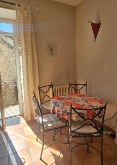 Vaison-la-Romaine Apartment | Le Kallisté