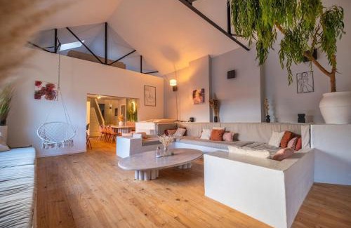 Epernay House | Le Loft Triplex 200M2 avec billard au centre-ville