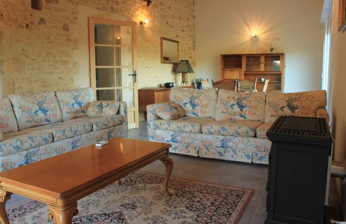 Lacapelle-Biron House | Le Magnolia, 4 bedroom house with private pool in the Lot et Garonne
