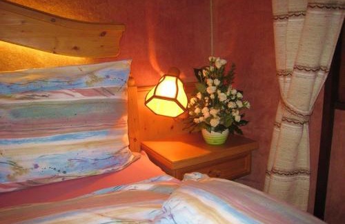 Lauenen Bei Gstaad Hotel | Le Manoir d'Anniviers
