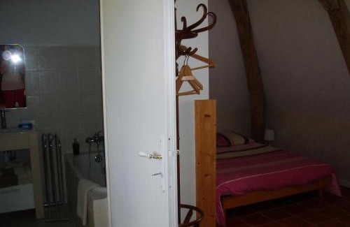 Vallieres-les-Grandes Bed & Breakfast | Le Manoir des Prés