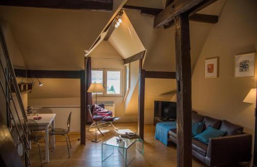 Talloires-Montmin Apartment | Le Manoir de Talloires Loft avec vue lac, centre village - LLA Selections by Location Lac Annecy