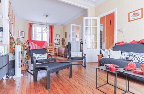 Le Perreux-sur-Marne Apartment | Le Marine - Maison avec jardin Disney & Paris