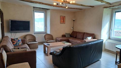 Saint-Izaire House | Le Mas de Jacquet