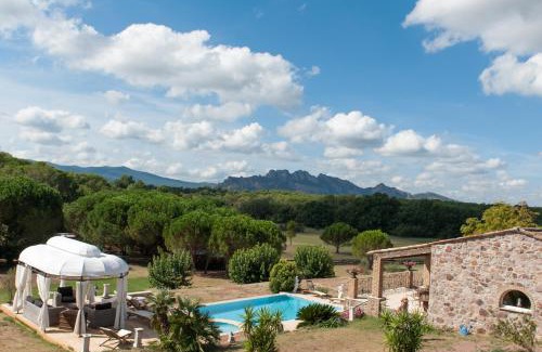 Roquebrune-sur-Argens House | Le mas des peps