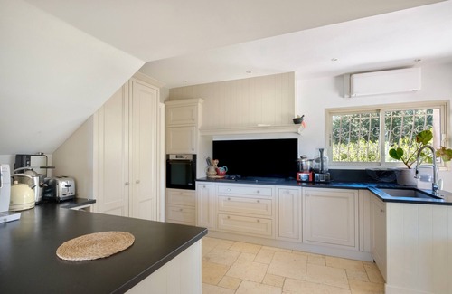 La Gaude Villa | Le Mas des Serens: A haven of peace with exceptional panoramic views