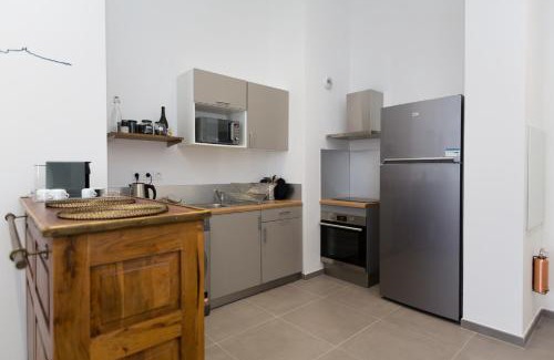 La Joliette Apartment | Le Mazenod - Appartement avec balcon à la Joliette