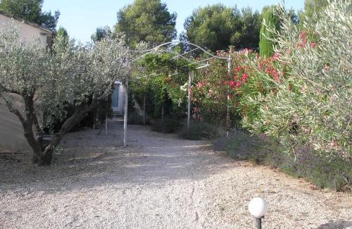 St.-Remy-de-Provence House | Le Mazet De Lélé