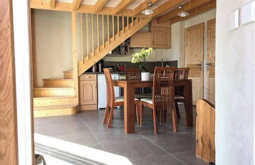 Talloires-Montmin Ski Chalet | Le Mazot - Comfortable chalet - peace and view
