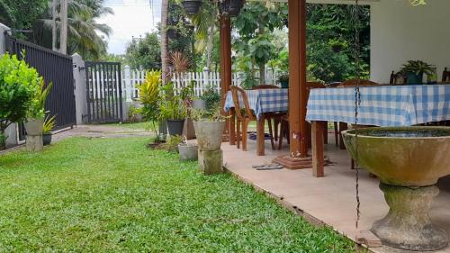 Seeduwa - Katunayake Bed & Breakfast | Le Meridien BnB