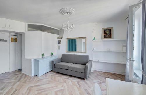 Notre-Dame Apartment | Le Milady- Versailles