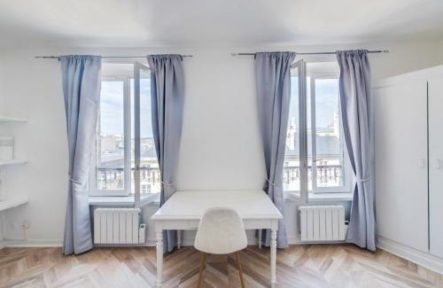 Notre-Dame Apartment | Le Milady- Versailles