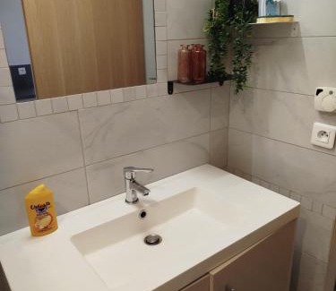 Minimes - Barriere de Paris Apartment | Le Minimosa T2 au pied du métro