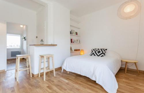 Hotel-de-Ville Apartment | Le Minot - Magnifique vue port