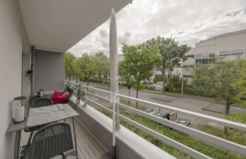 Jeanne d'Arc-Longs Champs-Beaulieu Apartment | Le Mirabeau