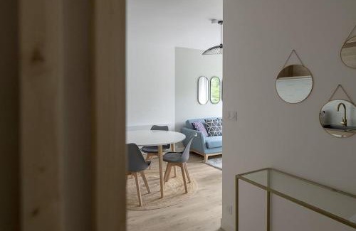 Jeanne d'Arc-Longs Champs-Beaulieu Apartment | Le Mirabeau