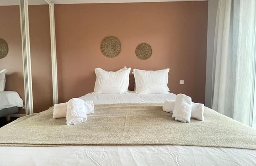 Annecy Apartment | Le Mont-Veyrier, parking et vue