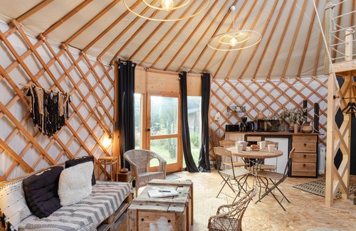 La Gouesniere House | Le Moulin des Amis et la Yourte - Atypiques
