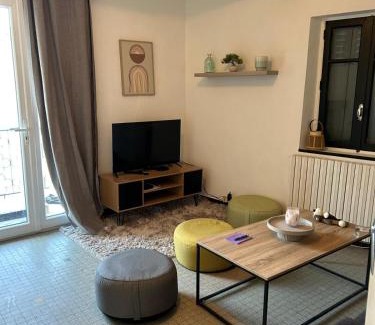Saint-Marcel-d'Aredeche House | Le Murier en Ardèche, 4 personnes, avec sauna