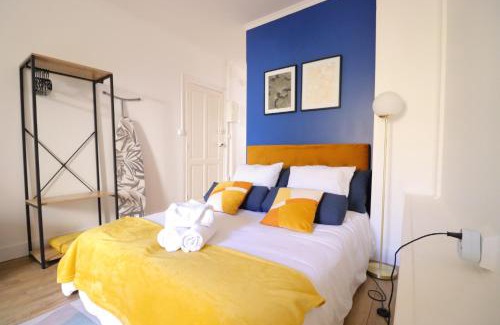 Bergerac Apartment | Le Néo - Studio chic avec sa cour privative et fibre