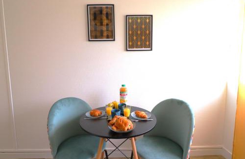 Bergerac Apartment | Le Néo - Studio chic avec sa cour privative et fibre