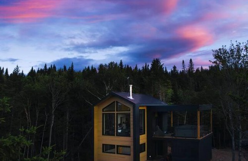 Lac Beauport Ski Chalet | Le Nørr - Maelström (CITQ #302901)