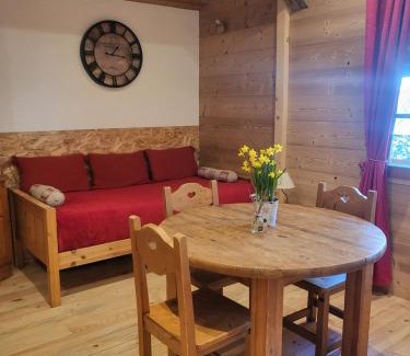 Saint-Jean-dʼAulps Bed & Breakfast | Le Nid des Cerfs