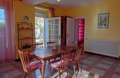 Molosmes House | Le Nid des Tourterelles