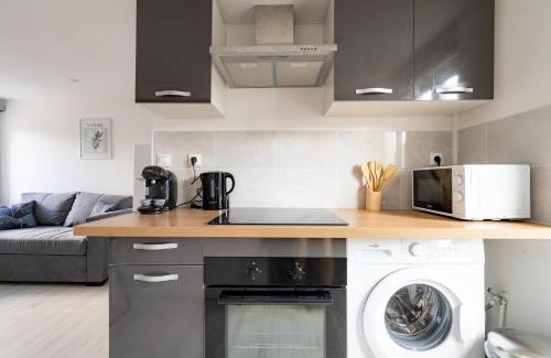 Doullens Apartment | Le Nid du Beffroi - Studio centre Doullens