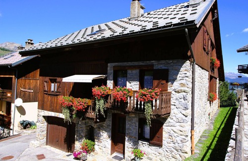 Valmorel Ski Chalet | Le Nielard 2-room duplex 45 m2 200 m from the free bus stop 300 m from the ski lift
