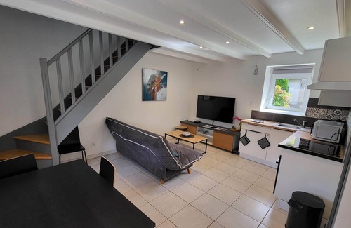 Ploudalmezeau House | Le P'tit Saint Roch, maisonette 35 m2 5 km from the beach