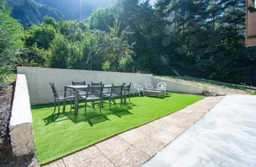 Le Bourg-d'Oisans House | Le Paisible I 12 personnes & Vue sur l'Alpe D'Huez